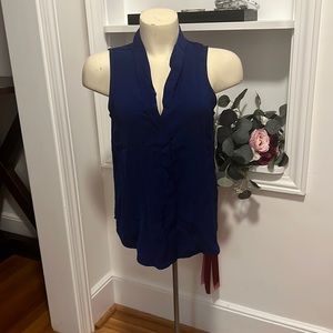 Beautiful blue women’s blouse from forever 21 size xs.